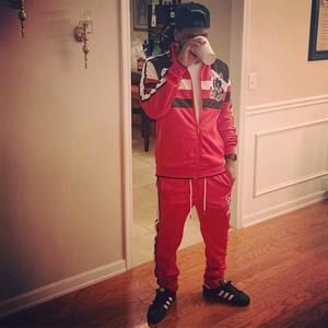 Meet your Posher, Travis